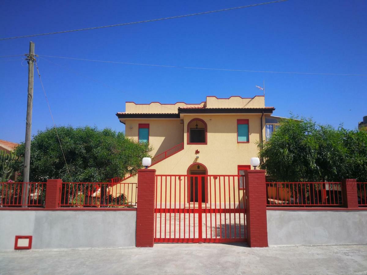 Maison Du Soleil Agnone Bagni Bagian luar foto